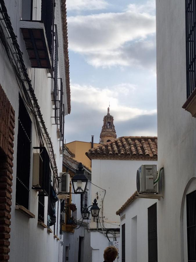 Apartamento En El Patio De La Juderia กอร์โดบา ภายนอก รูปภาพ
